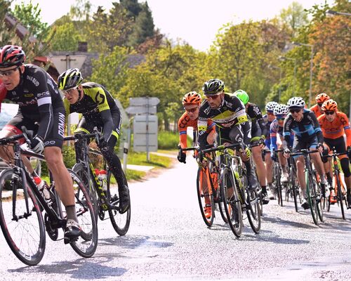 cycling-1555983_1280